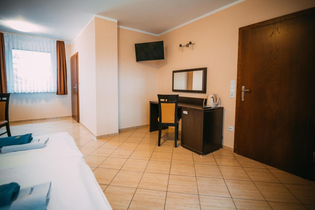 Wodnik Turawa Hotell Eksteriør bilde