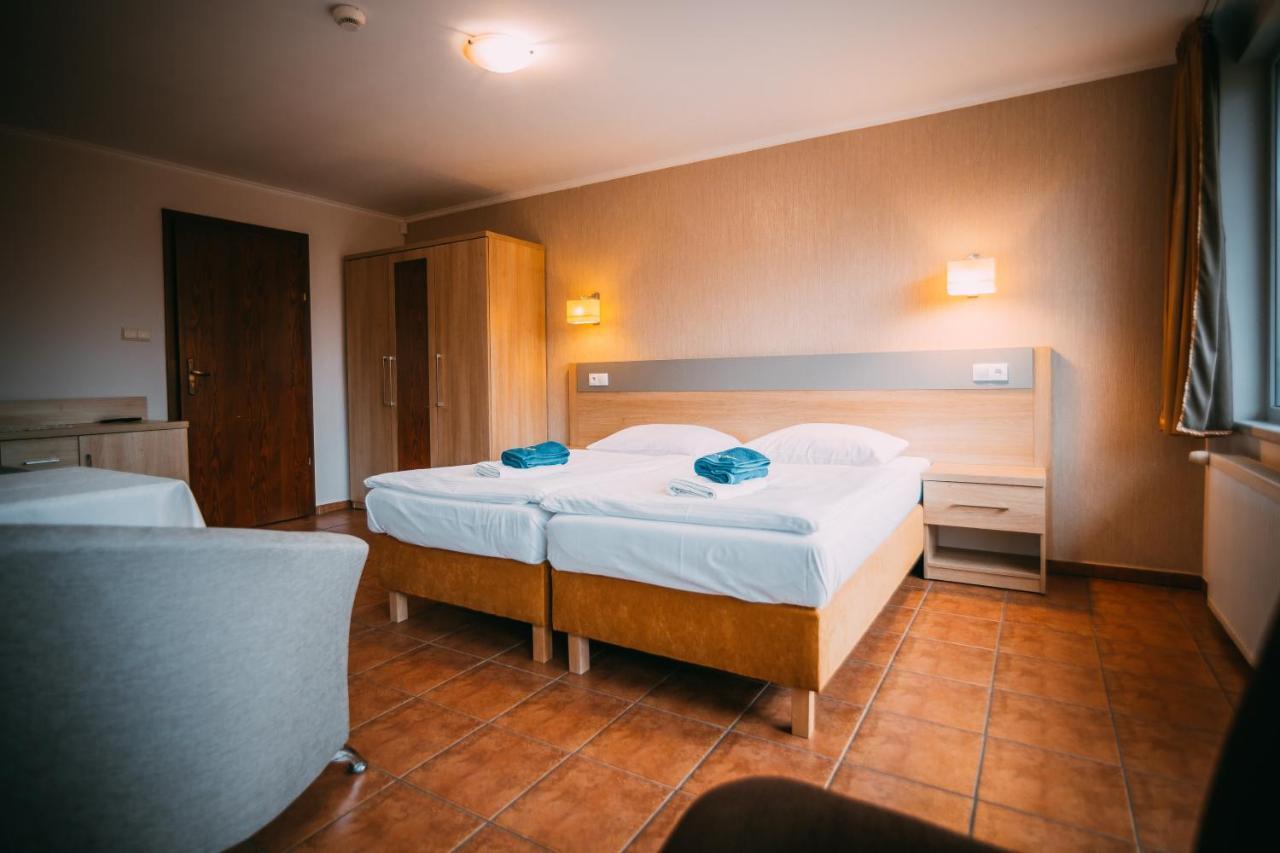 Wodnik Turawa Hotell Eksteriør bilde